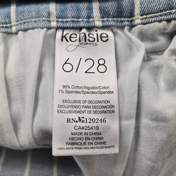 Kensie Jeans Denim Skirt Light Blue Pinstripe size 6/28 Miniskirt Distressed - Picture 3 of 12